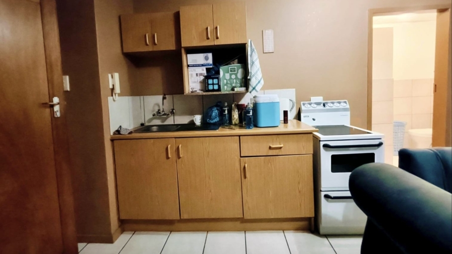 1 Bedroom Property for Sale in Kannoniers Park North West